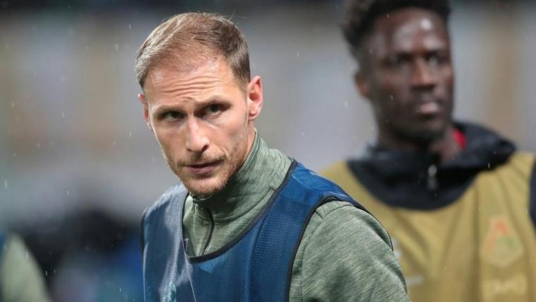 Benedikt Höwedes über harsche Kritik. © FIRO/SID