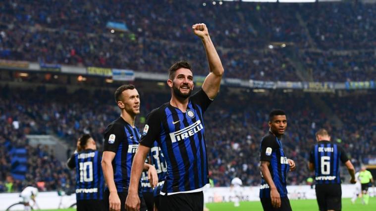 Roberto Gagliardini glänzte als zweifacher Torschütze. © APA/afp / MIGUEL MEDINA