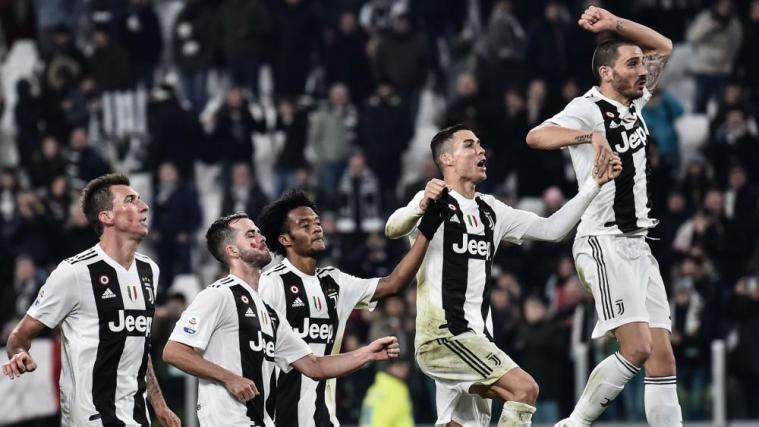 Juventus hat weiter Grund zum Feiern. © APA/afp / MARCO BERTORELLO