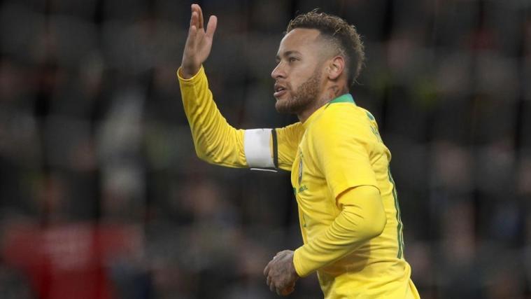 Kehrt er zurück nach Barcelona? Brasiliens Superstar Neymar. © APA/afp / ADRIAN DENNIS