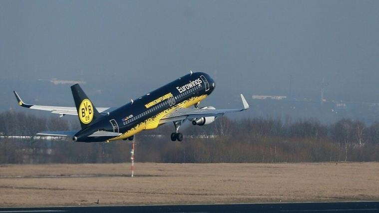 Schreckmoment: BVB-Flieger muss in Madrid durchstarten © FIRO/SID