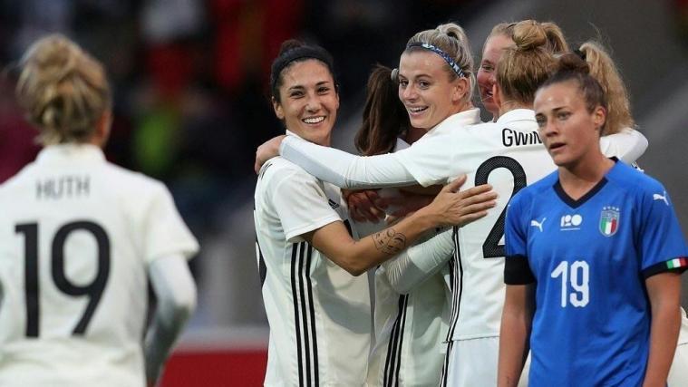 Die DFB-Damen schlagen Italien mit 5:2. © FIRO/SID