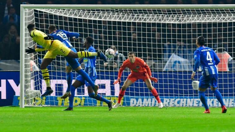 Zagadou trifft zum 2:2-Zwischenstand © APA/afp / TOBIAS SCHWARZ