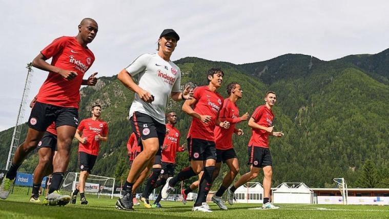 DFB-Pokalsieger Eintracht Frankfurt wird sich in Gais auf die Europa-League-Saison vorbereiten.