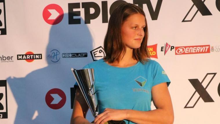 Andrea Ebner trat mit einem Pokal die Heimreise aus Turin an. © Edo/PM AVS