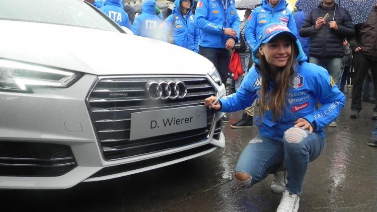 Dorothea Wierer nahm ihren neuen Audi A4 in Empfang (Fotos: SN)