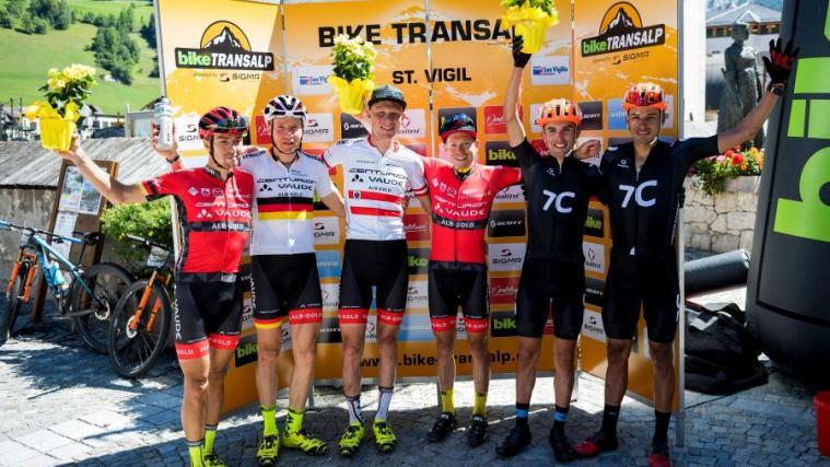 Das Herren-Podium der zweiten Etappe (Foto: Miha Matavz)