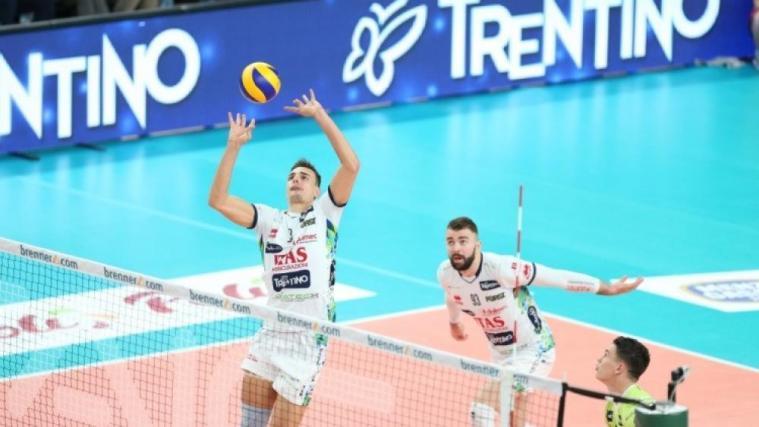 Simone Giannelli (links) zeigte eine starke Vorstellung. © Trabalza