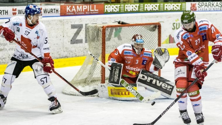 Jakub Sedlacek entschärft alle 33 Schüsse auf sein Tor (Foto: V. Antonello)