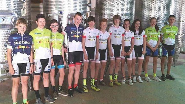 Der Südtiroler Landeskader im Mountainbike (Foto: FCI-Südtirol)