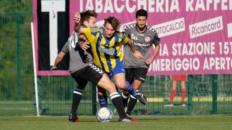 Die zwei Südtiroler Oberliga-Sorgenkinder unter sich: Eppan und Naturns. © www.runggaldier.it / Dieter Runggaldier