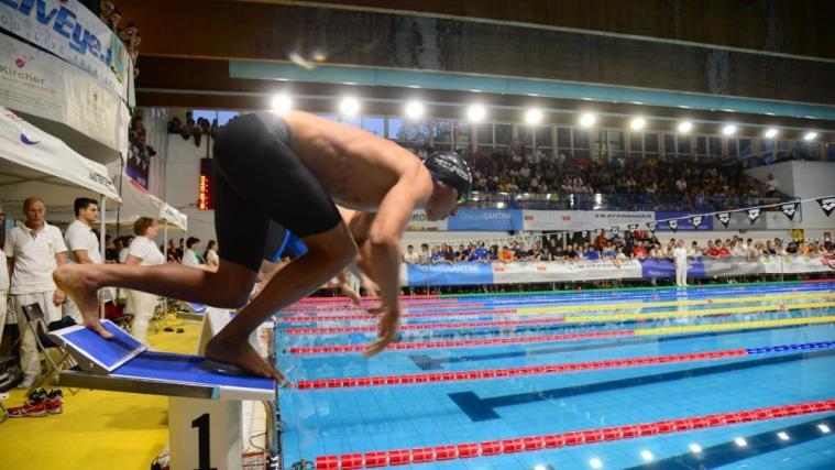 Spektakuläre Bilder vom Bozner Swimmeeting. © DLife