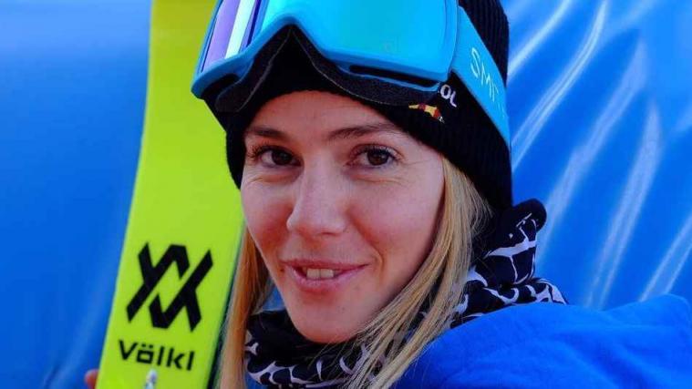 Silvia Bertagna blickt aus der Ferne auf das olympische Geschehen (Foto: FB)