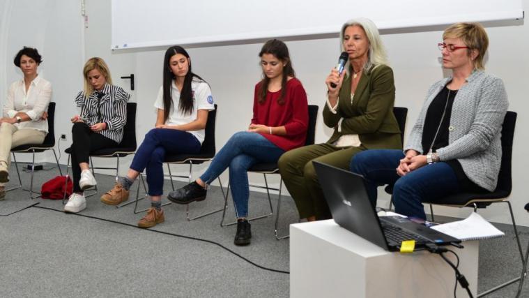 Isolde Kostner, Laura Sberna, Arianna Bazzo, Alessia Vigilia, Antonella Bellutti und Valentina Turisini (von links nach rechts). © DLife/Fiorentino