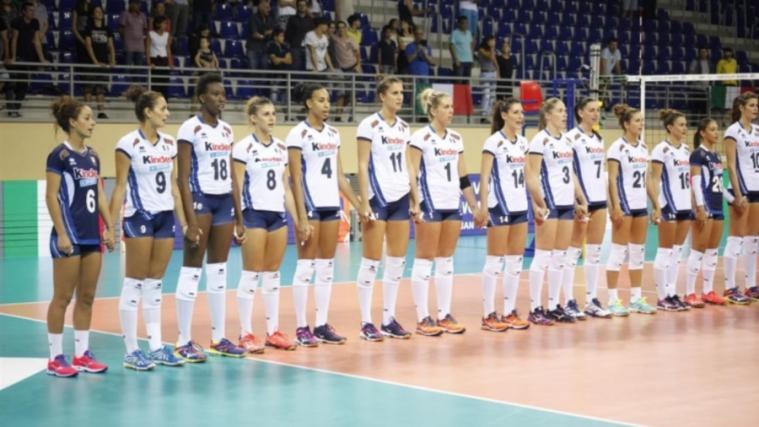 Die "Azzurre" mit Raphaela Folie (7) vor dem Viertelfinale gegen die Niederlande. (Foto: Federvolley)
