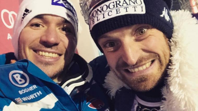 Felix Neureuther mit Manfred Mölgg auf dem Podium von Zagreb 2017 (Foto: Facebook/Felix Neureuther)