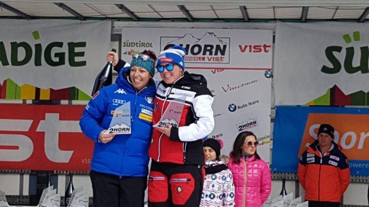 Hanna Schnarf und Verena Stuffer waren nur 2 von vielen Stars, die bei der 2Horn-Abfahrt mit von der Partie waren