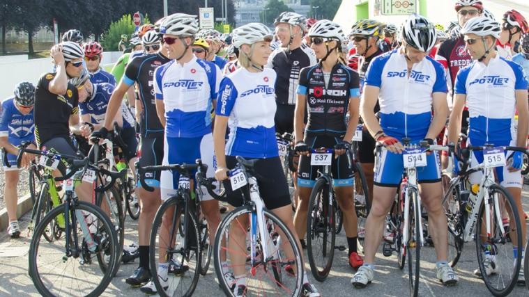 Am Sonntagmorgen startete der Giro delle Dolomiti in seine 40. Auflage