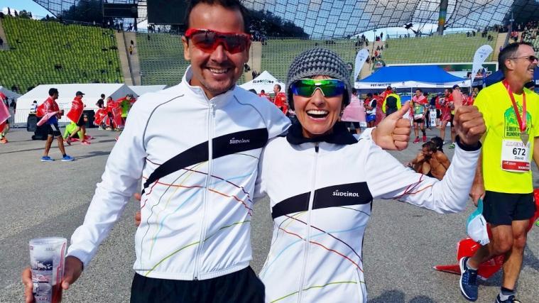 Hermann Achmüller freut sich mit Partnerin Patrizia Pignatelli über den 4. Platz