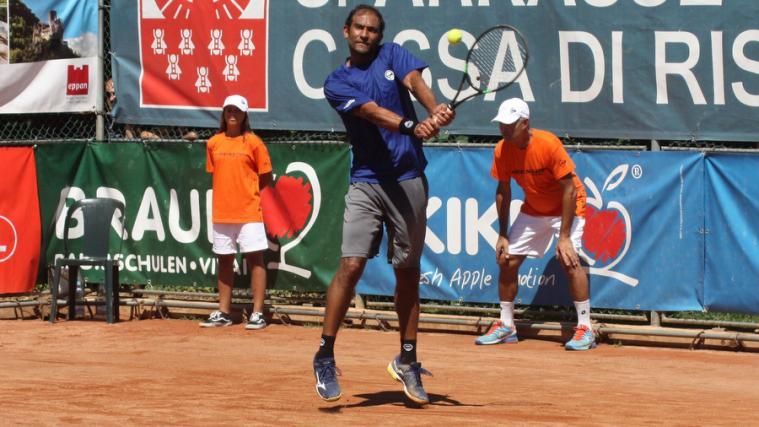 Mohamed Safwat ist der große Sieger der 20. Sparkassen Trophy in Rungg