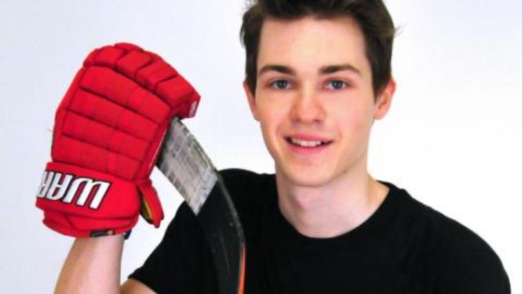 Eishockey-Crack- und Trainer Tobias Raich