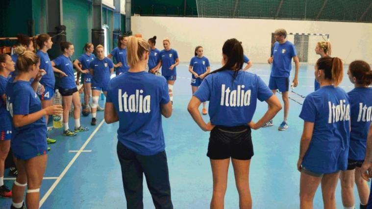 Die italienische Nationalmannschaft im Damenhandball (Foto: FIGH)