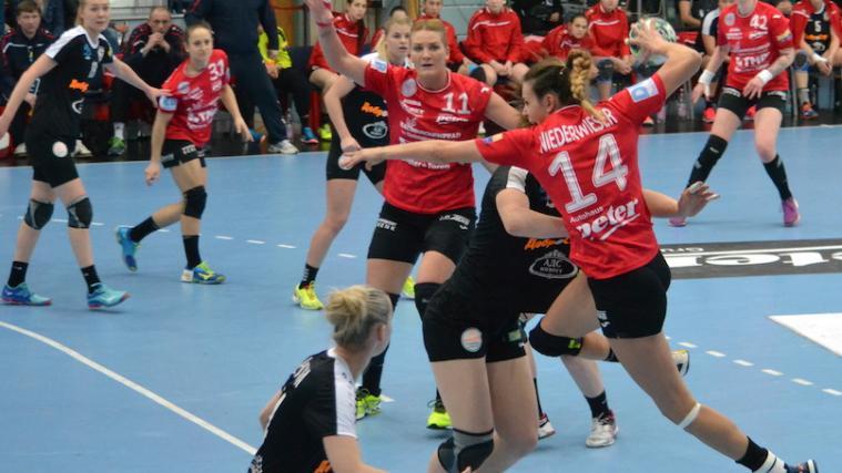 Anika Niederwieser erzielte zwei Tore (Foto: HaJo Steinbach; thueringer-hc.de)