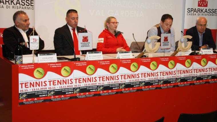 Stellten das Turnier vor: Leitner, Konder, Kasslatter, Hofer und Sandrin