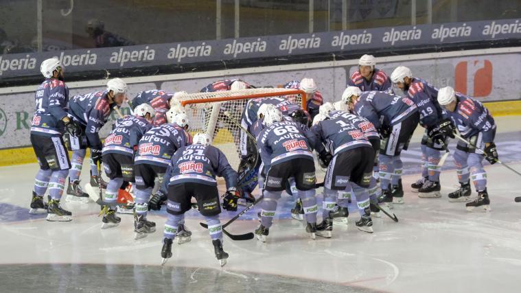 Die Rittner Buam verloren am Dienstagabend (Foto Pattis)