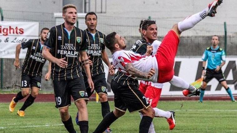 Akrobatisch: Ettore Gliozzi (Foto: Instagram Gliozzi)
