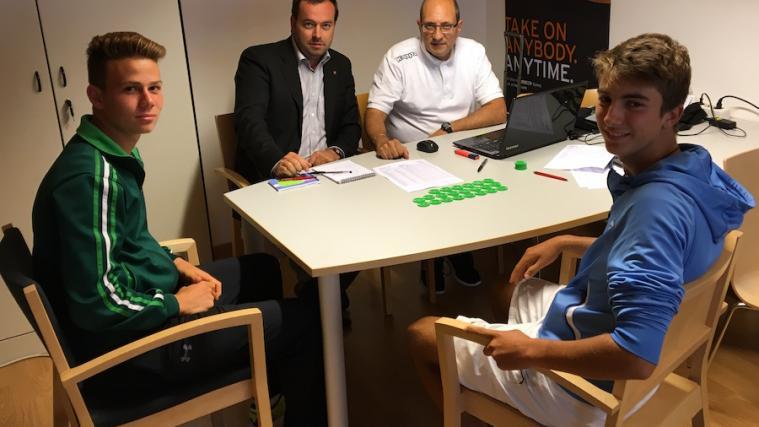 Trocker, Pfeifer, Pezzella und Bernard bei der Auslosung