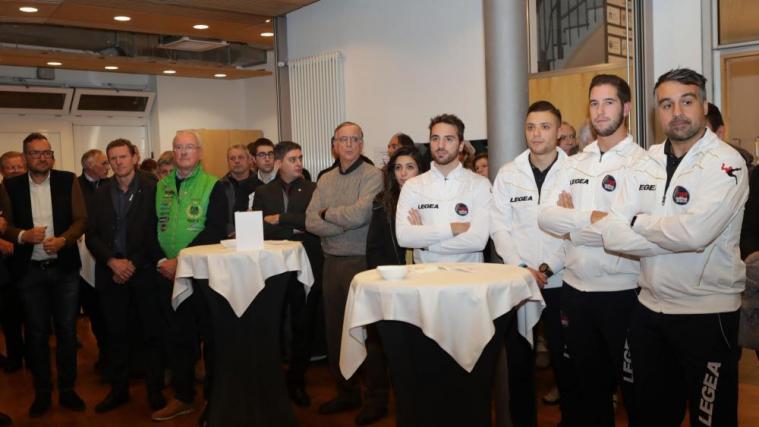 Im Haus des Sports war am Montag einiges los. © Eheim