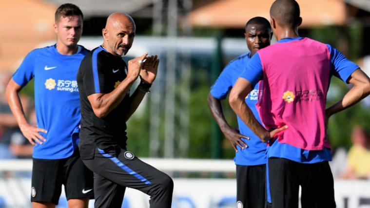 Inter-Trainer Luciano Spalletti stimmt seine Truppe auf das Duell mit Wattens ein (inter.it)