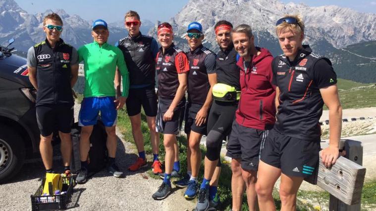 Training vor tollem Panorama: Das bietet sich dem deutschen Biathlon-Team (Facebook)
