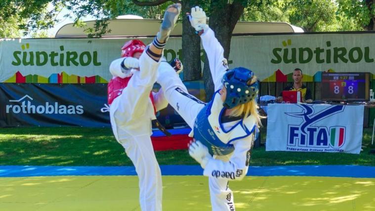 Der Schauplatz des „Internationalen Teakwondo-Teamfight“ war das Ufer des Kalterer Sees.