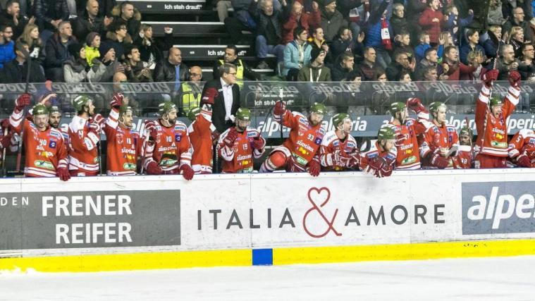 Kai Suikkanen und seine Schützlinge müssen im Viertelfinale gegen den KAC ran. © V. Antonello