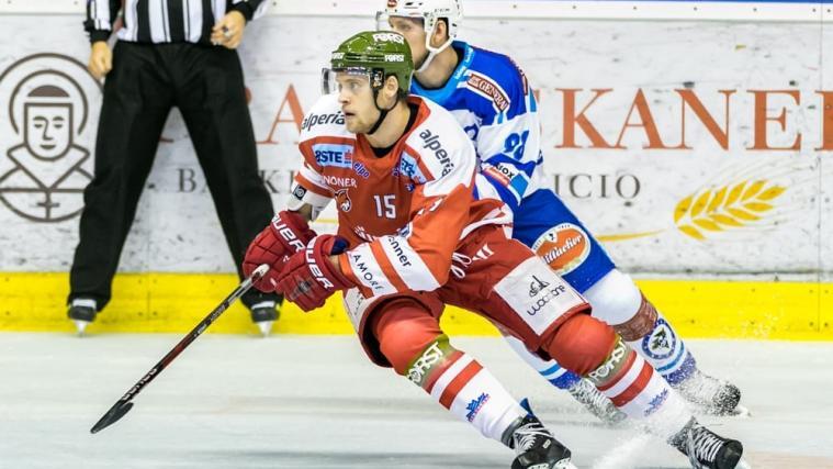 Viktor Schweitzer erzielte sein erstes EBEL-Tor, das wichtige 3:1. (Foto: Antonello)