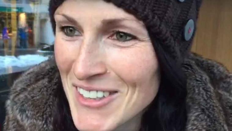 VIDEO | So erlebt Paris-Freundin Kristina die Rennen ihres „Domme"