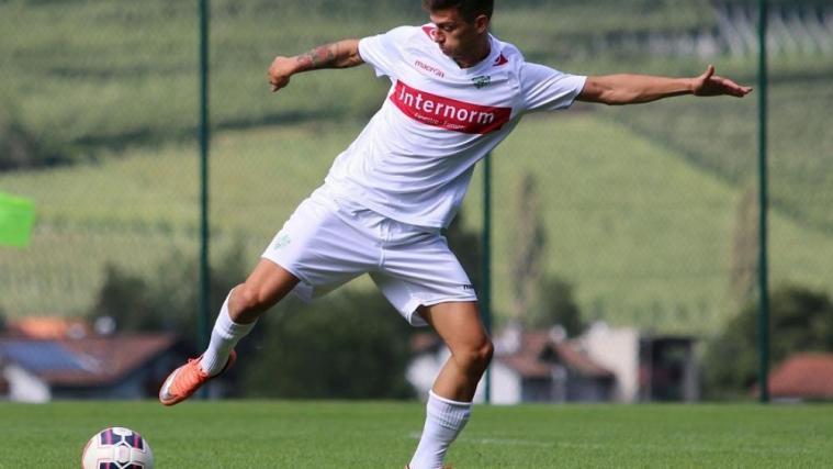Matteo Timpone eröffnete für Virts Bozen den Torreigen beim 3:0 gegen Brixen.