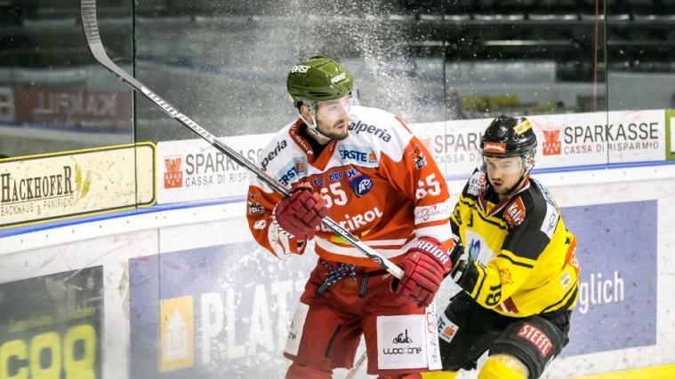 Alex Gellert (links) wechselt in die Alps Hockey League (Foto: hcb)