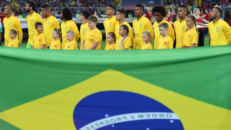 Die brasilianischen Farben wird man auch im Achtelfinale wiedersehen. © APA/afp / KIRILL KUDRYAVTSEV