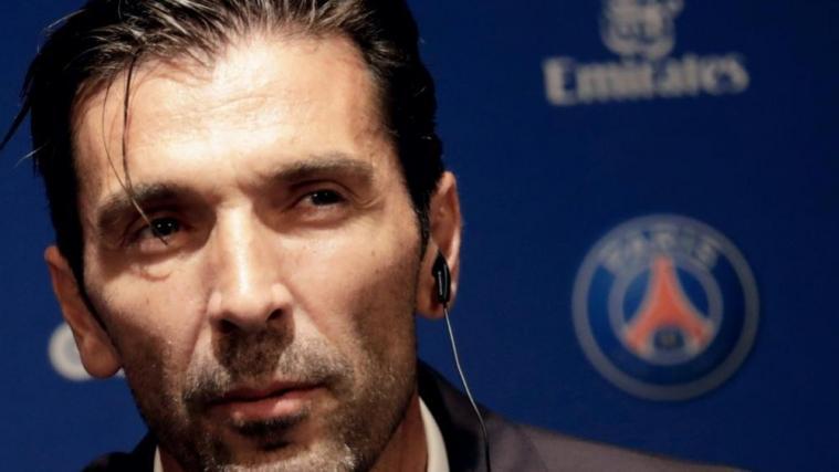 Buffon stellt sich bei seinem neuen Verein PSG vor © AFP / Thomas SAMSON