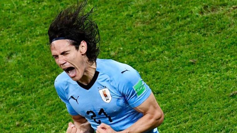 Jubelt über den Doppelpack: Edinson Cavani. © APA/afp / PIERRE-PHILIPPE MARCOU