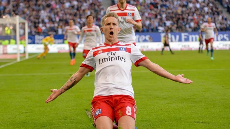 Lewis Holtby schoss den HSV zum Sieg. © APA/afp / AXEL HEIMKEN