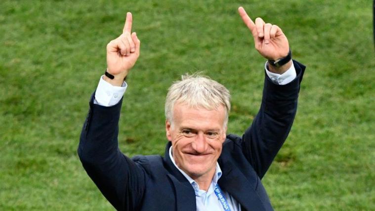 Deschamps Weltmeisterjubel © APA/afp / ALEXANDER NEMENOV