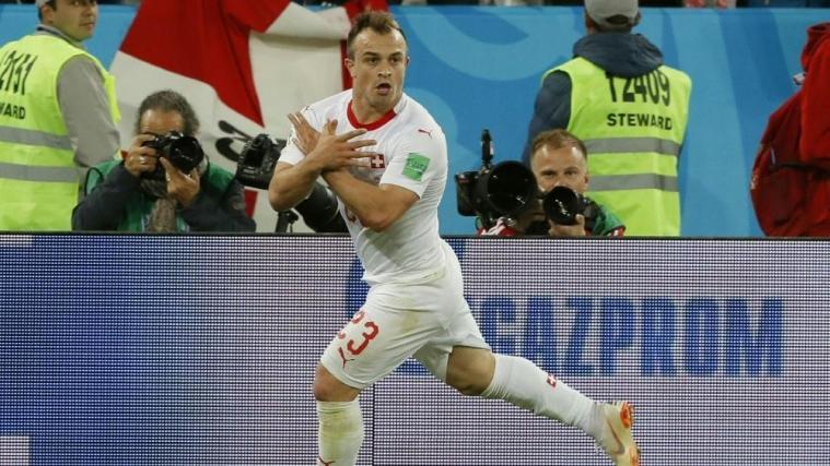Shaqiri muss nach dem "Doppeladler"-Jubel Strafe zahlen © PIXATHLON/SID