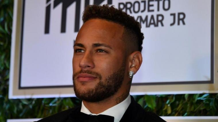 Bekennt sich zu PSG: Neymar © AFP / NELSON ALMEIDA