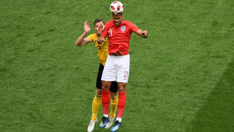 Englands Ruben Loftus-Cheek (rechts) kämpft gegen Belgien und Jan Vertonghen um Platz 3. © APA/afp / OLGA MALTSEVA