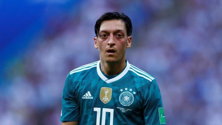 Özil bricht Schweigen © APA/afp / BENJAMIN CREMEL