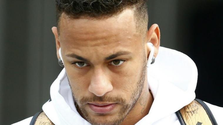Neymar bleibt wohl doch bei Paris St. Germain © SID / BENJAMIN CREMEL